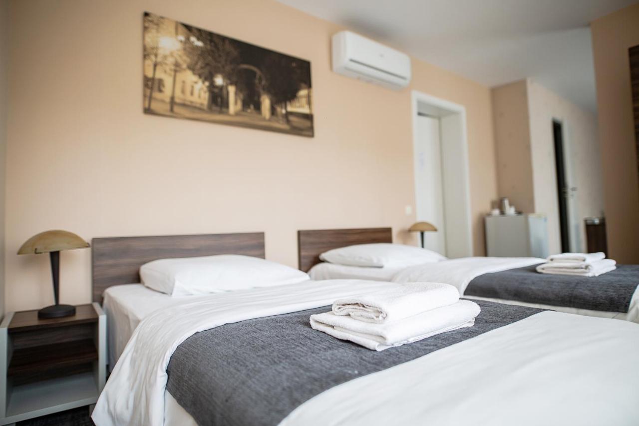 Hotel Tomas Szawle Zewnętrze zdjęcie