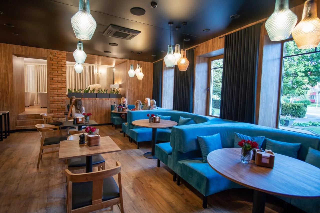 Hotel Tomas Szawle Zewnętrze zdjęcie